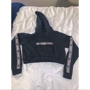 Gymshark Cropped Rain Jacket